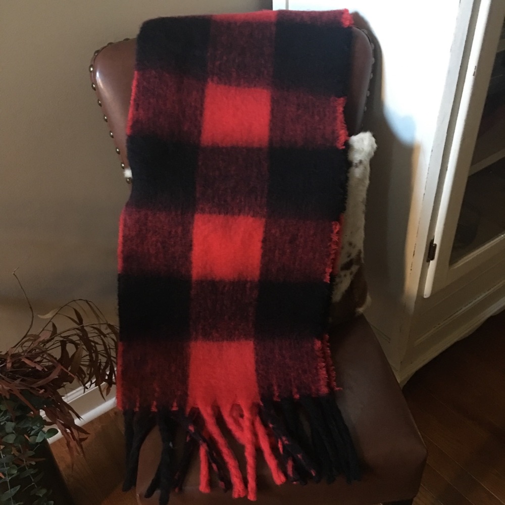 Oversized Red and Black Buffalo Plaid Scraf